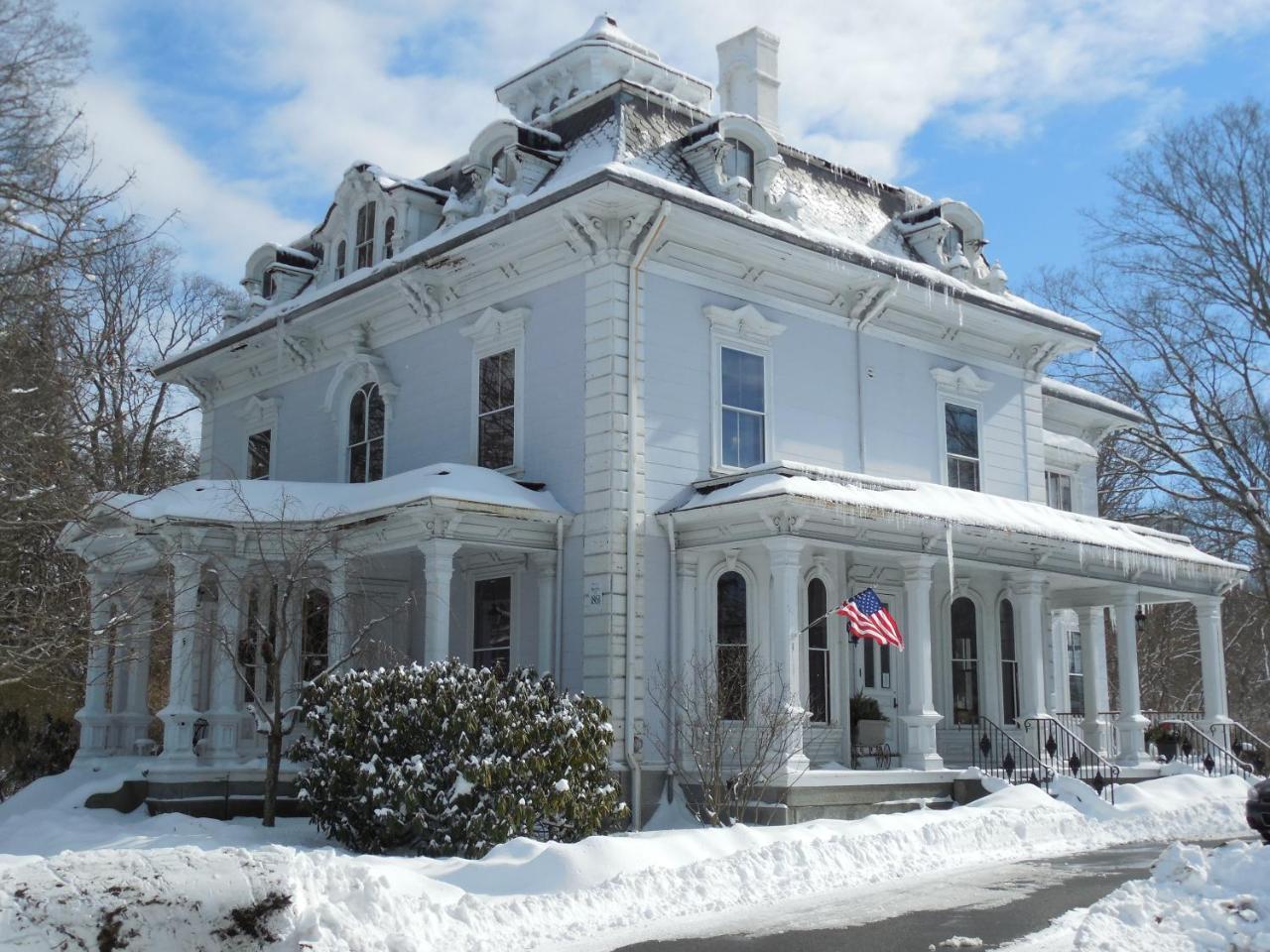 Proctor Mansion Inn Wrentham Exterior photo